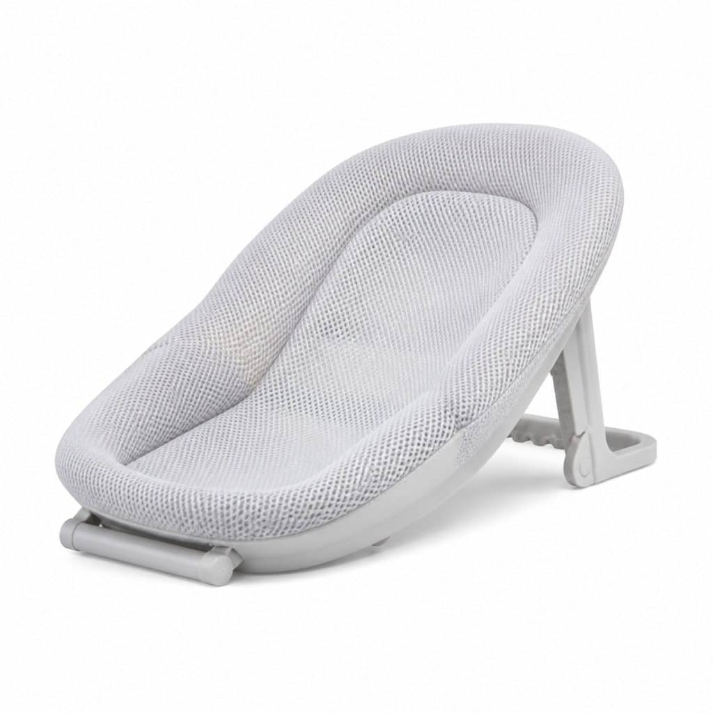 Coussin de bain incliné pour nouveau-né présenté seul